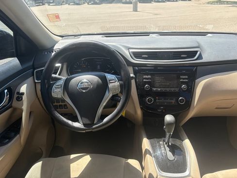 Used 2016 Nissan Rogue S AWD/4WD image 11