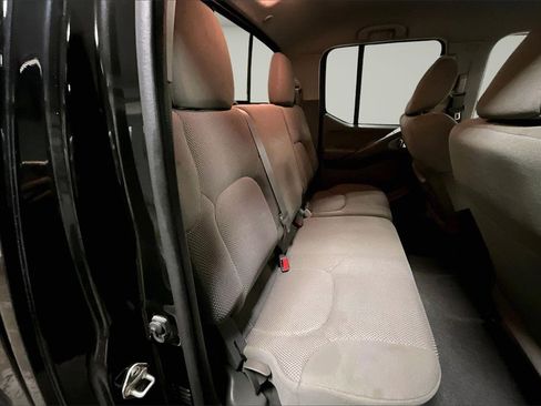 Used 2020 Nissan Frontier SV w/ Midnight Edition Floor Mats image 22