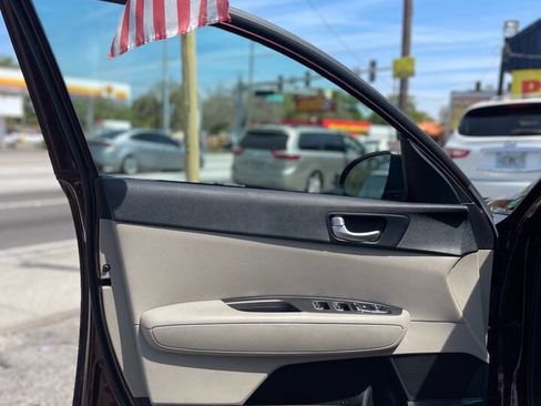 Used 2016 Kia Optima LX image 22