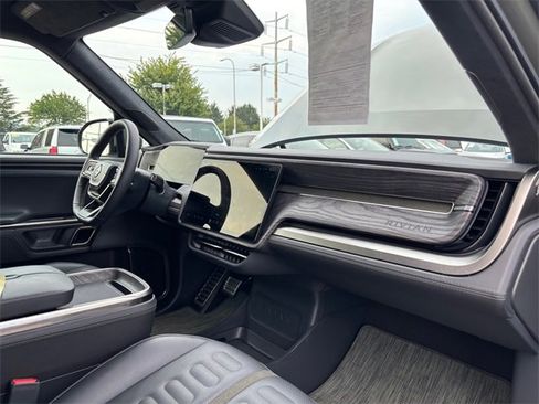 Used 2023 Rivian R1S Launch Edition image 46