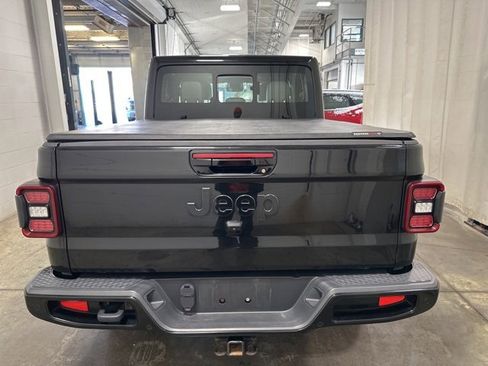 Used 2021 Jeep Gladiator Overland image 5
