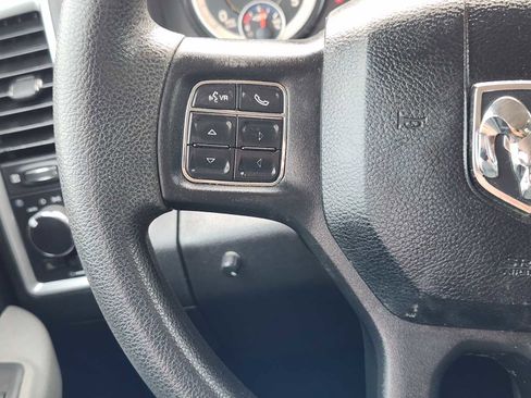 Used 2018 RAM 2500 SLT image 25