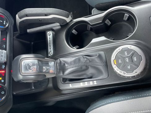 Used 2022 Ford Bronco Outer Banks image 24