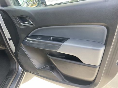 Used 2022 Chevrolet Colorado Z71 image 22