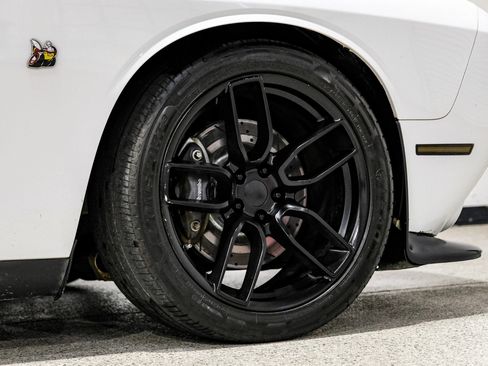 Used 2017 Dodge Challenger R/T Scat Pack RWD image 65