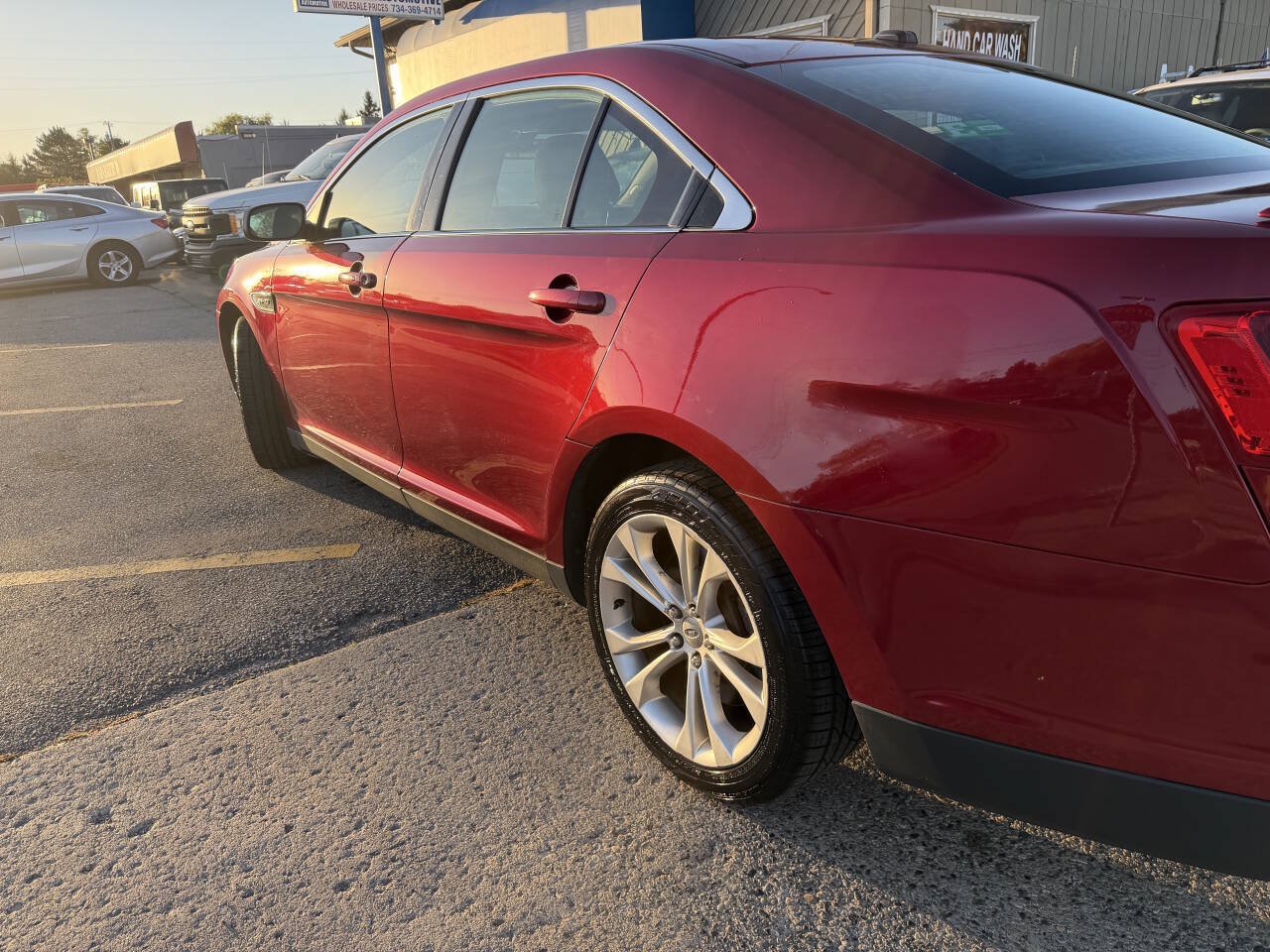 Used 2013 Ford Taurus SHO AWD/4WD image 16