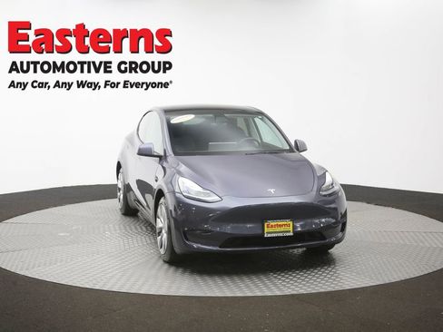 Used 2021 Tesla Model Y Long Range AWD/4WD image 42