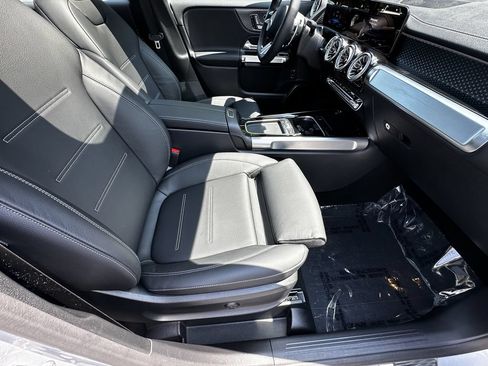 Certified 2026 Mercedes-Benz GLB 35 AMG 4MATIC image 15