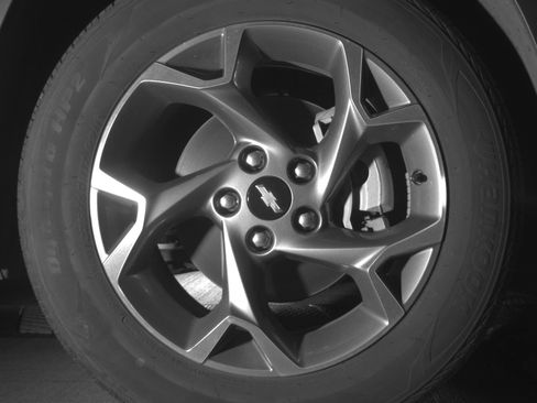 Used 2025 Chevrolet Trax LT w/ LT Convenience Package image 13