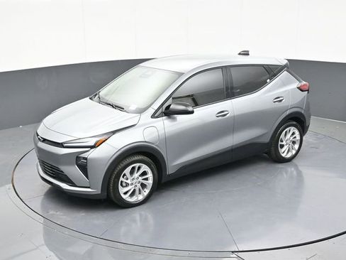 New 2027 Chevrolet Bolt LT FWD image 62