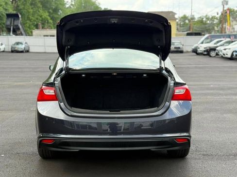 Used 2023 Chevrolet Malibu LT w/ Driver Confidence Package image 8