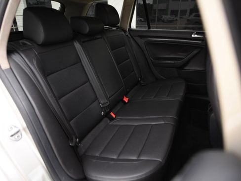 Used 2013 Volkswagen Jetta TDI image 14