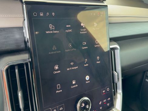 Used 2024 GMC Acadia Elevation FWD image 23