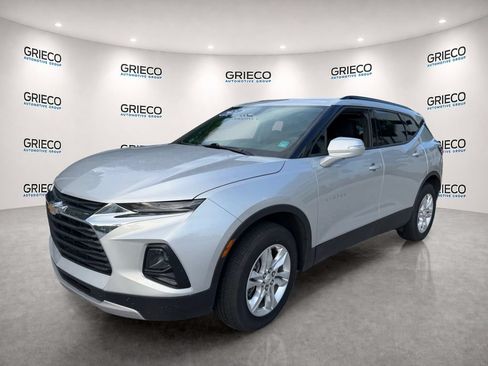 Used 2021 Chevrolet Blazer LT FWD image 3