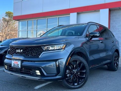 Used 2022 Kia Sorento SX image 12