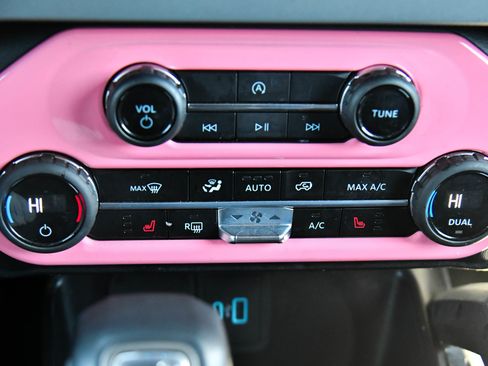 Used 2024 Ford Bronco Big Bend image 25