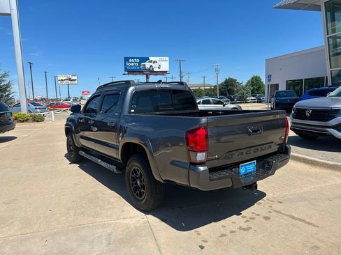 Used 2022 Toyota Tacoma SR5 w/ Technology Package RWD image 7