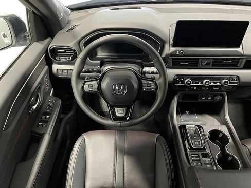 New 2026 Honda Pilot Black Edition image 26