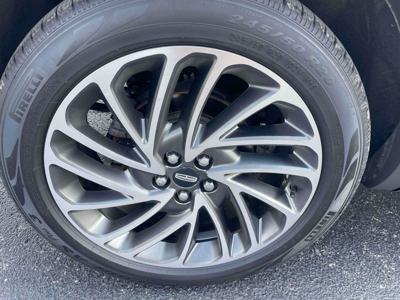 Used 2019 Lincoln Nautilus Reserve AWD/4WD image 9