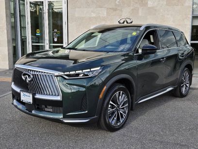 New 2026 INFINITI QX60 Luxe w/ Family Package