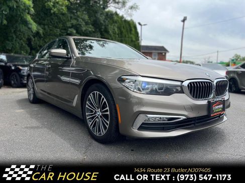 Used 2017 BMW 530i xDrive image 13