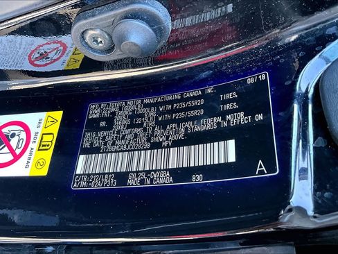 Used 2018 Lexus RX 450h AWD image 35