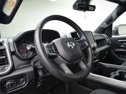 New 2026 RAM 1500 4x4 Crew Cab image 31