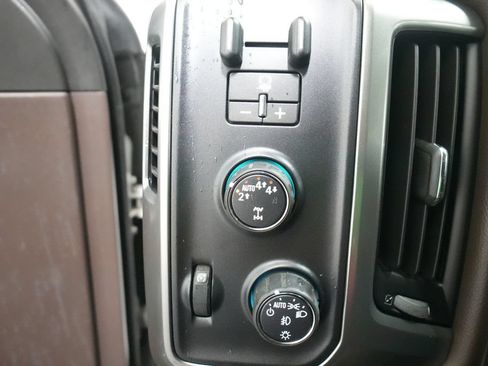 Used 2018 Chevrolet Silverado 1500 LTZ w/ Texas Edition AWD/4WD image 40