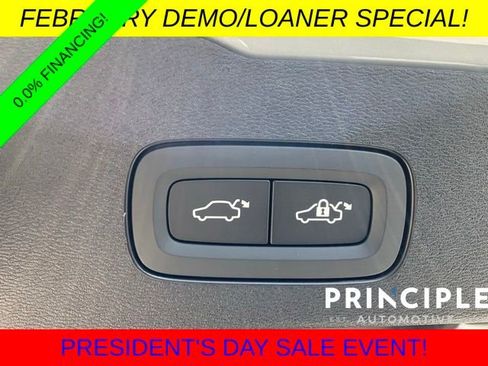 New 2026 Volvo V60 B5 Cross Country Plus w/ Protection Package Premier image 30