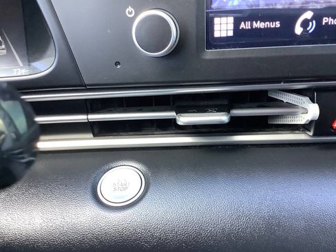 Used 2023 Hyundai Elantra SEL w/ Cargo Package image 45