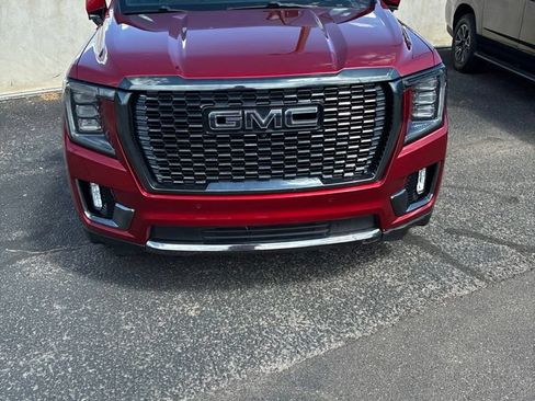 Used 2024 GMC Yukon Denali Ultimate AWD/4WD image 1