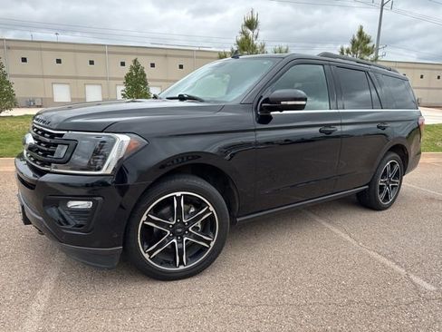 Used 2020 Ford Expedition Limited w/ Equipment Group 303A AWD/4WD image 1