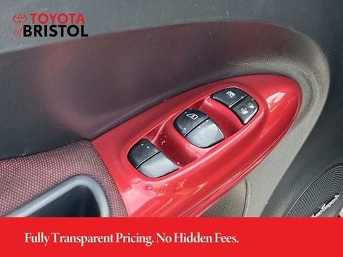 Used 2013 Nissan Juke SL AWD/4WD image 27