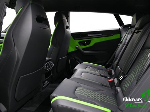 Used 2025 Lamborghini Urus SE image 43