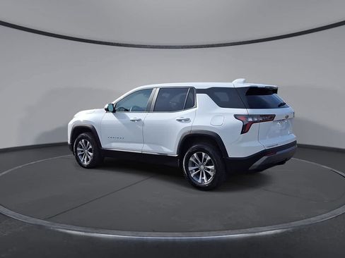 Used 2026 Chevrolet Equinox LT w/ Convenience Package II image 6