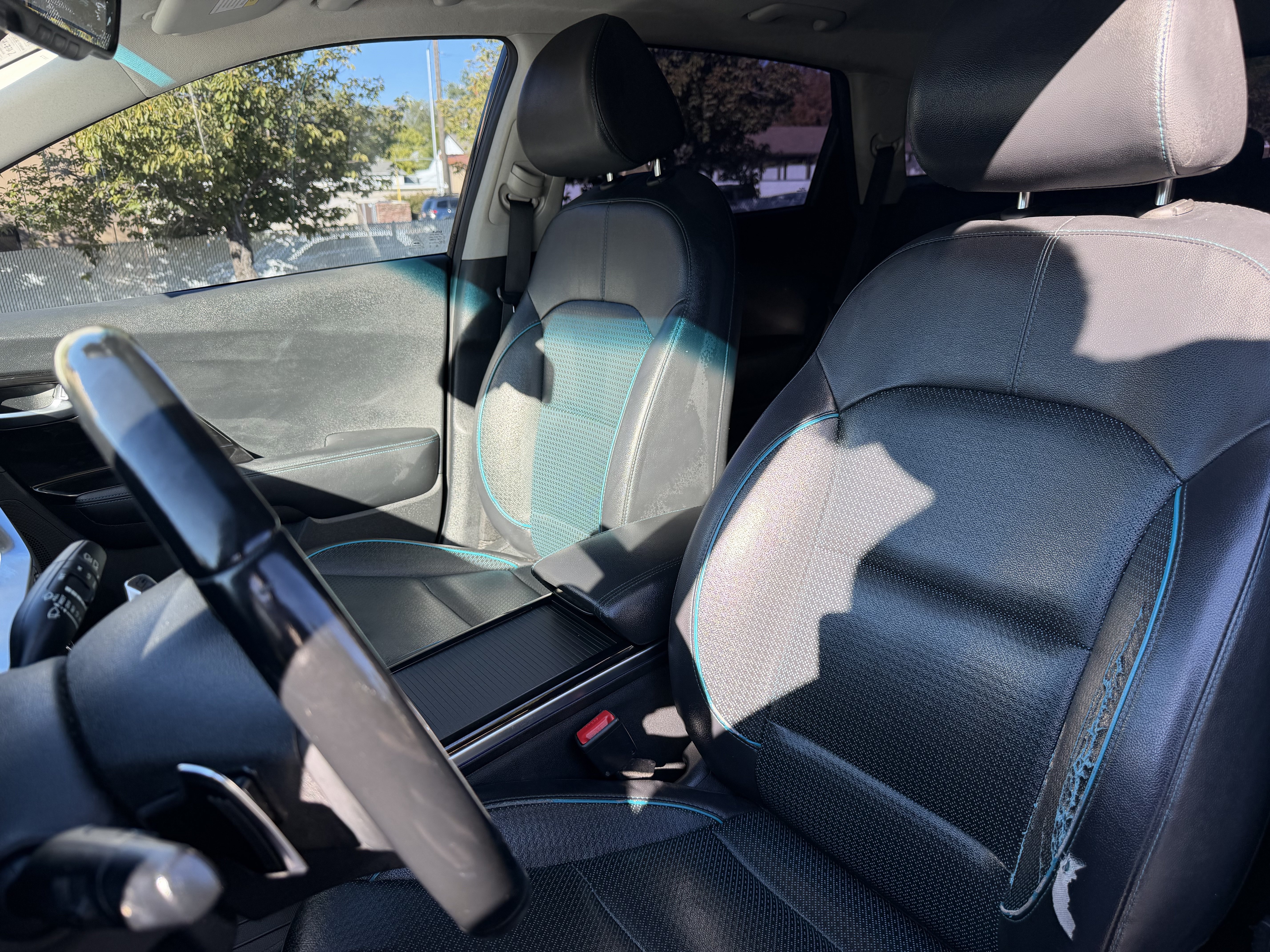 Used 2022 Kia Niro EX Premium FWD image 15