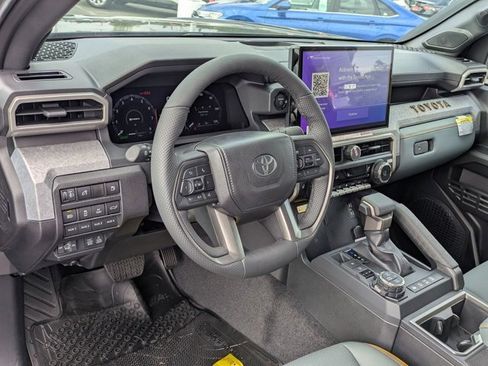 New 2025 Toyota Tacoma Trailhunter image 18