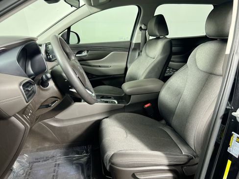 Used 2020 Hyundai Santa Fe SE image 12