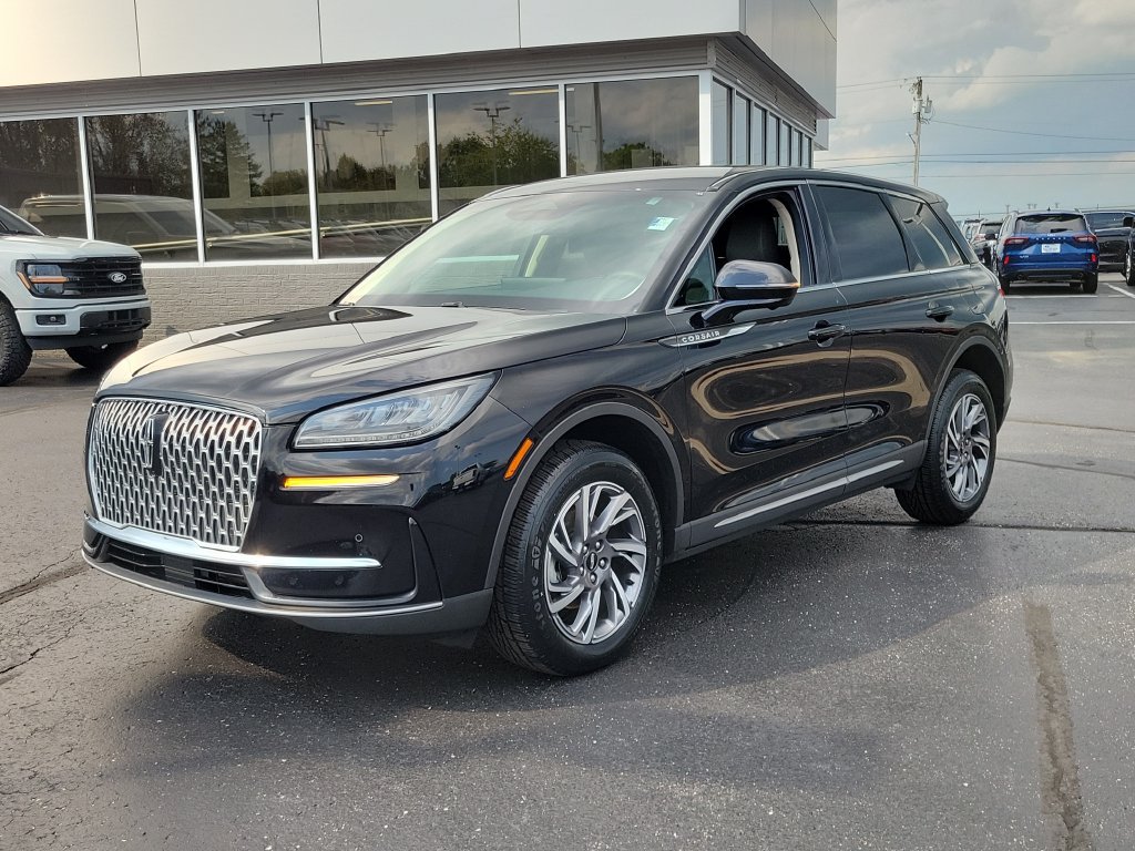 Certified 2023 Lincoln Corsair AWD w/ Equipment Group 101A image 8