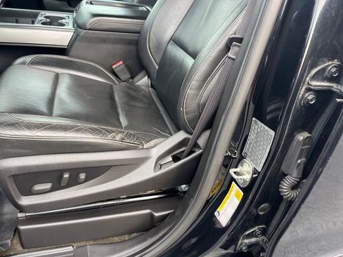 Used 2015 Chevrolet Silverado 3500 LT image 21