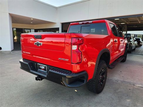 Used 2026 Chevrolet Silverado 1500 ZR2 AWD/4WD image 6