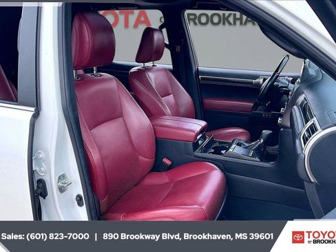 Used 2023 Lexus GX 460 Luxury w/ Sport Design Package AWD/4WD image 6