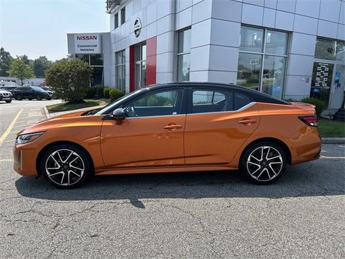 Used 2024 Nissan Sentra SR image 5