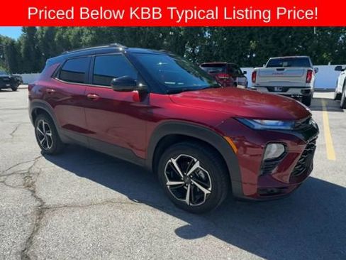 Used 2023 Chevrolet TrailBlazer RS AWD/4WD image 2