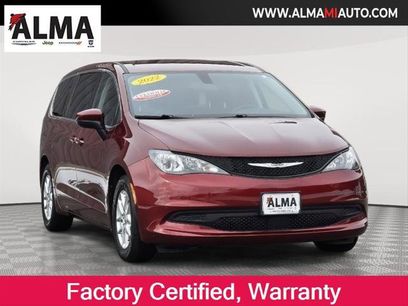 Certified 2022 Chrysler Voyager LX