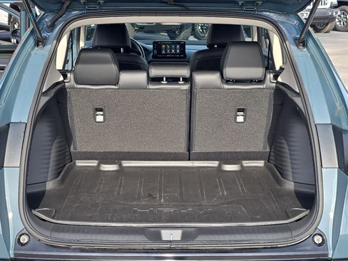 Used 2023 Honda HR-V EX-L image 12