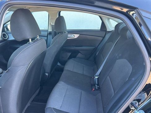 Used 2024 Kia Forte LXS image 8