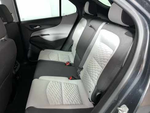Used 2021 Chevrolet Equinox LS AWD/4WD image 27