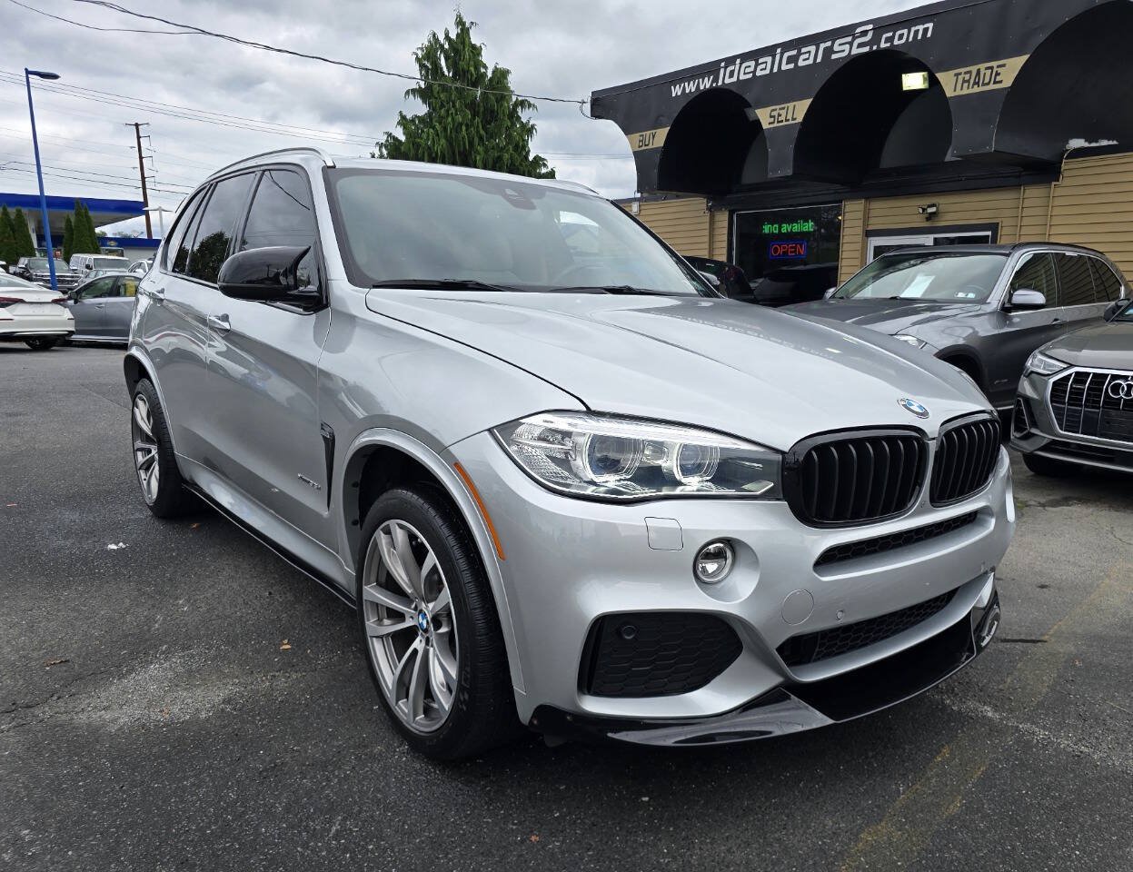 Used 2017 BMW X5 xDrive35i AWD/4WD image 1