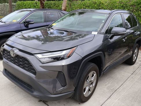 Used 2024 Toyota RAV4 XLE FWD image 2